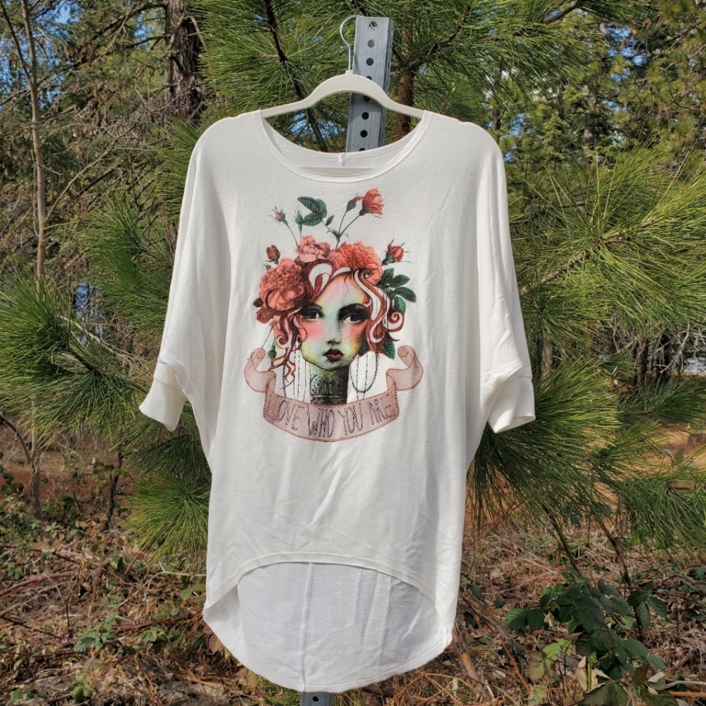 Papaya Art Rose - Love Who You Are! Oversized shirt S/M NWOT